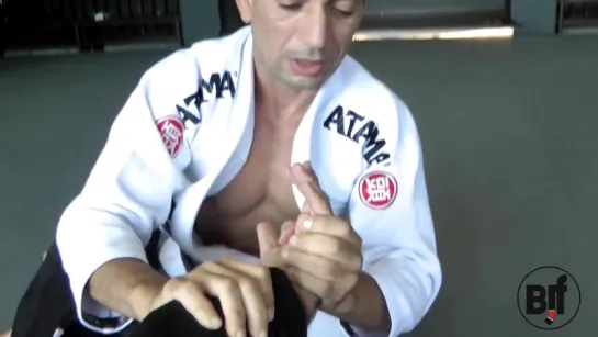 mount wrist locks