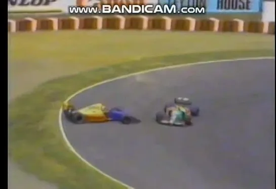 Japan-89, Nannini & Alliot crash