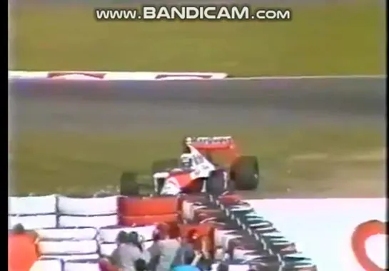 Imola-89, Alain Prost spun off