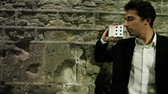 SUSPIRO - Trucos de Magia con Cartas _ Cardistry por Miquel Roman