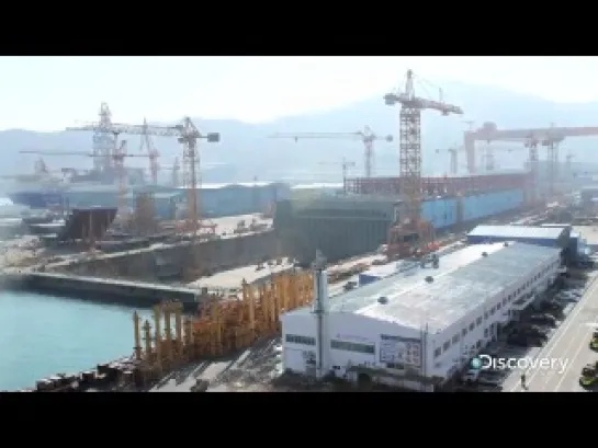 Building the World's Largest Ship (in 76 seconds)