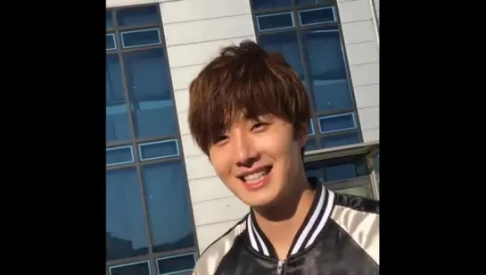 Jung Il Woo at filming 'Cinderella and Four Knights'