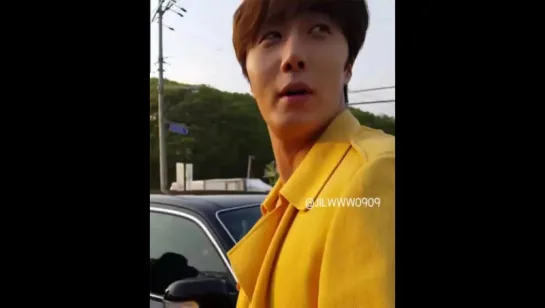 Jung Il Woo at filming 'Cinderella and Four Knights'