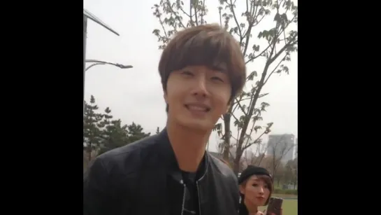 Jung Il Woo at filming 'Cinderella and Four Knights'