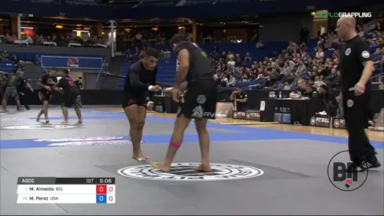 1Marcus Almeida vs Mike Perez absolute 1/16 finals #ADCC17