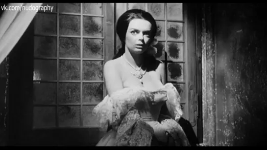 Барбара Стил (Barbara Steele) в фильме "Замок крови" (Танец мёртвых, Danse Macabre, Danza macabra, 1964)