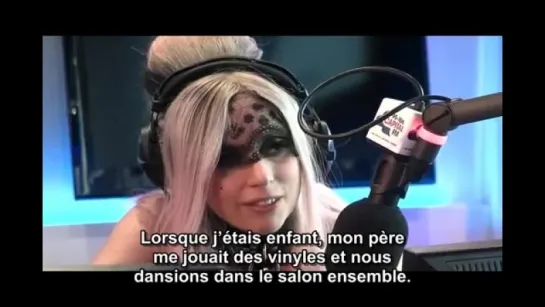 2011 // Lady Gaga > Capital FM UK - VOSTFR (GaGavision.net)