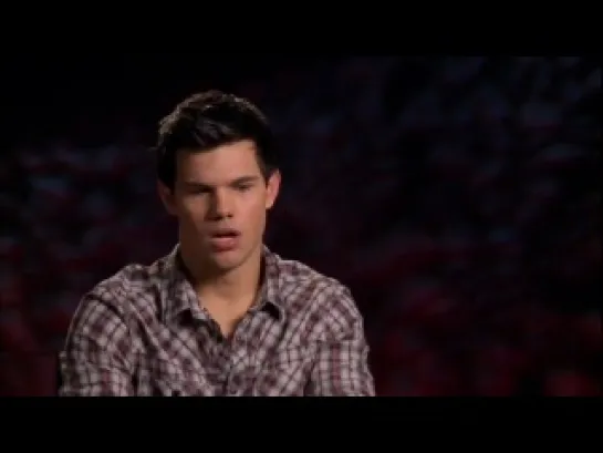 Twilight  Breaking Dawn Part 2 -  Taylor Lautner  INTERVIEW HD (2012) - MEGATRAILER TV