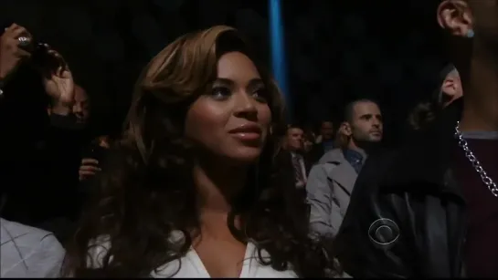 Beyonce's watching Jay-Z & Kanye West perform "Niggas in Paris" at Victoria Secret show (2011)