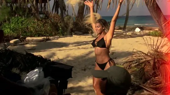 BTS: H&M Summer Season with Beyoncé (2013)