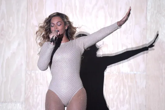 Beyoncé - Halo (Live at Global Citizen Festival 2015)