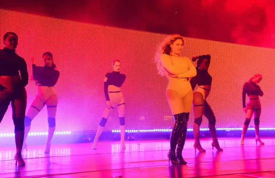 Beyoncé - Diva (Live at Global Citizen Festival 2015)