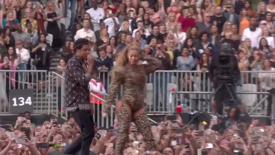 Beyoncé & Jay-Z - Drunk In Love (Live in London OTR II)