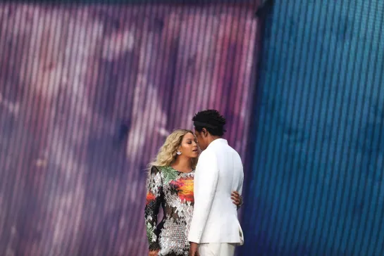 Beyoncé & Jay-Z - Bonnie & Clyde (Live in Paris OTR II)