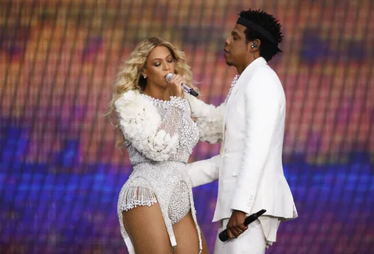 Beyoncé  & Jay-Z - Holy Grail (Live in Paris OTR II)