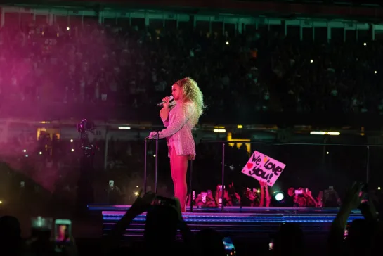 Beyonce & Jay-Z - Drunk In Love (OTR II Tour Cardiff)