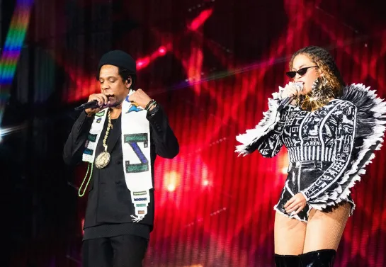 Beyoncé & Jay-Z - APESHIT  (Live at Global Citizen Festival 2018)