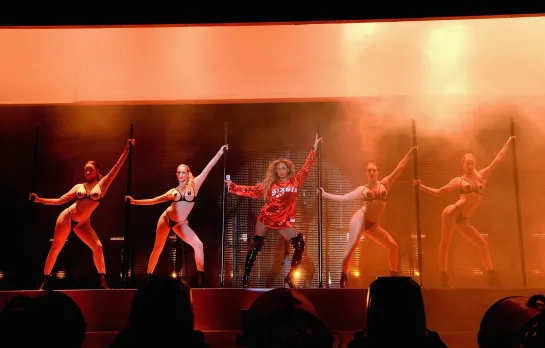 Beyoncé - Partition (Live at Made In America Festival 2015)