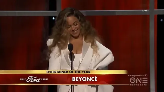 Beyoncé Wins Entertainer of the Year | Image Awards 50th (2019)