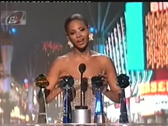 Beyoncé Wins Big at the Billboard Music Awards (2003)