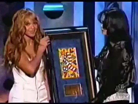 Michael Jackson and Beyonce at Radio Music Awards (2003)