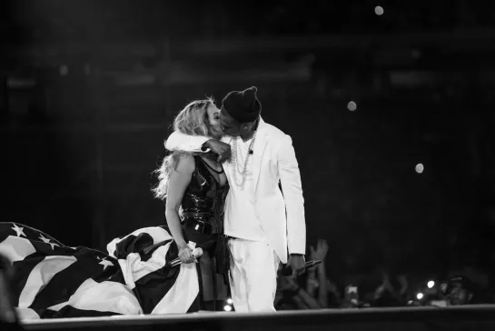 Beyoncé & Jay-Z - Lift Off (Live at On The Run Tour)