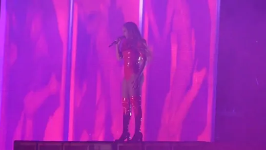 Crazy In Love Remix - Live In London (Formation Tour 2016)