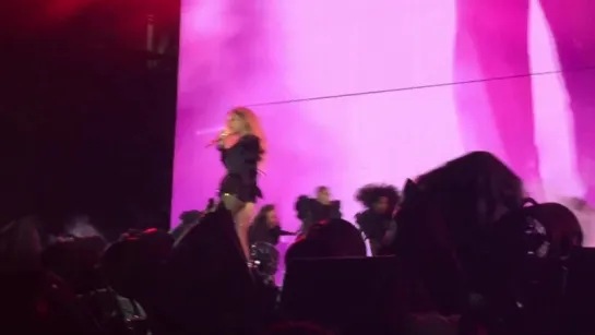 Sorry  - Live In Chicago 1 (Formation Tour 2016)