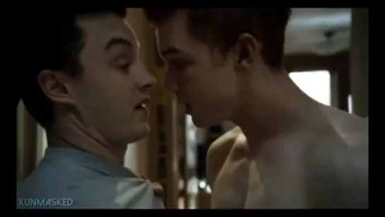 ▸ ian gallagher