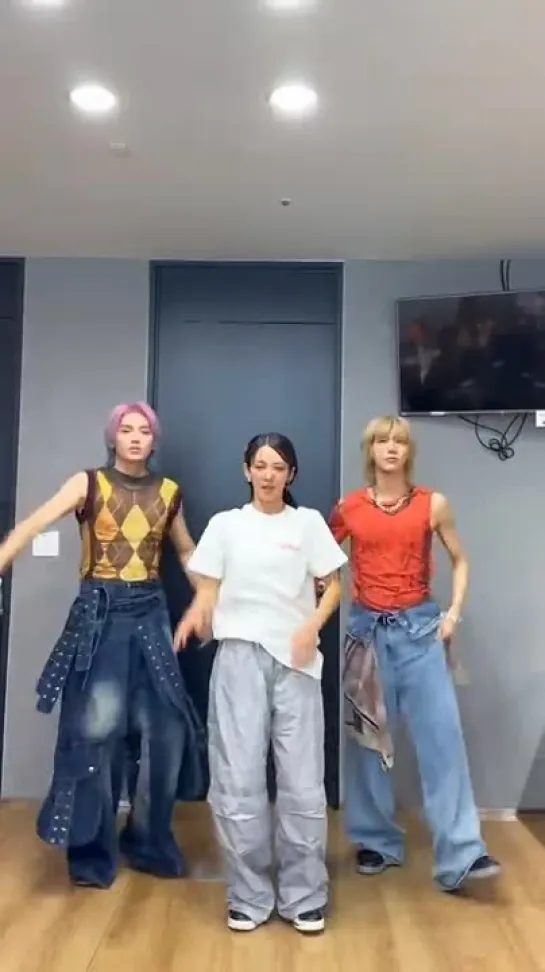 230902 girlsgeneration.official's Tiktok update with TAEYONG & TEN