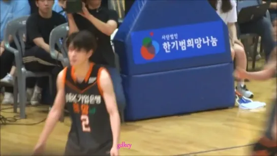 [FANCAM] 150718 SM ROOKIES Jaehyun focus @ Hope Basketball All Star 2015 with SMTOWN