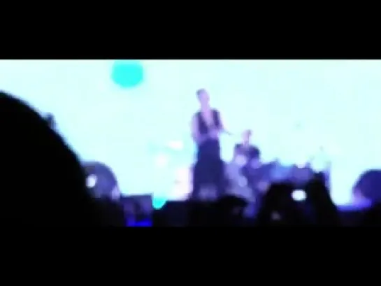 Depeche Mode - Live in Barcelona (2010 - Tour of the Universe,ca2h01min)(Blu-ray) (or 2009^^)