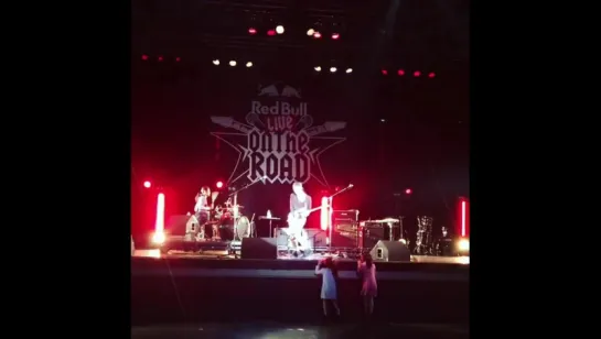 @melodyishihara: Sound check chicks💕💕💕#redbull #miyavi @miyavi_ishihara #BestDadEver