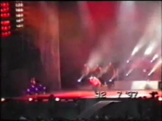 Michael Jackson - History Tour live in London 12 July 1997 (Left Version)