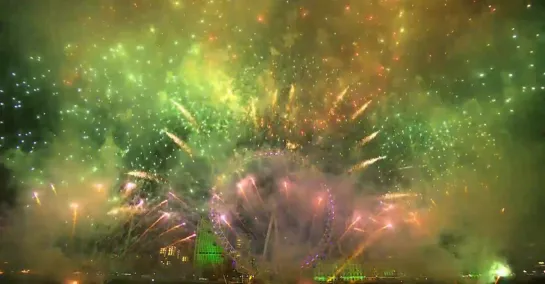 Салют в Лондоне на Новый 2020 год @ Fireworks in London 2020 #happynewyear