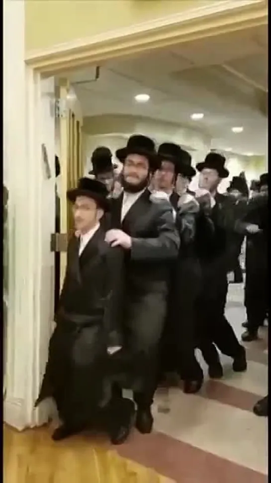 Dance Of Skverer Hasidim (2)