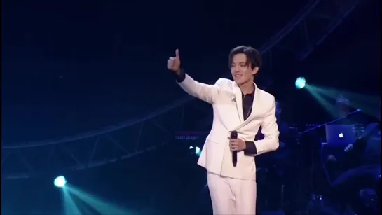 DIMASH KUDAIBERGEN И 6 ТЫСЯЧ ЗРИТЕЛЕЙ ПОЮТ ВМЕСТЕ.