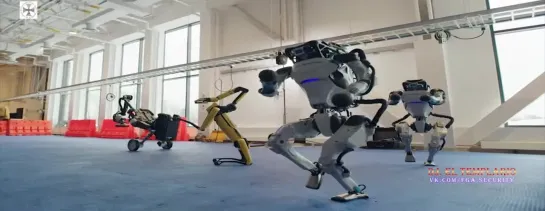 #RobotDance Boston Dynamics - Do You Love MeVK