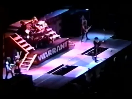 Warrant - Live in New Haven Coliseum, 1990