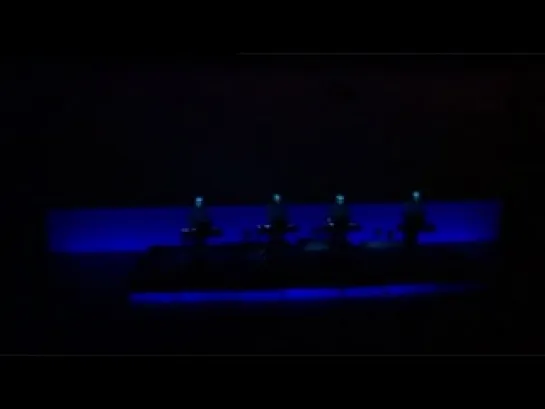 Kraftwerk. Minimum-Maximum. 2005.