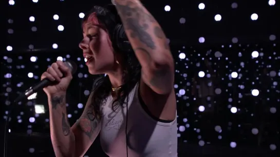 Sleigh Bells 'Sweet 75' (Live on KEXP) Full HD