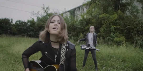 Larkin Poe - Bleach Blonde Bottle Blues (Official Video)