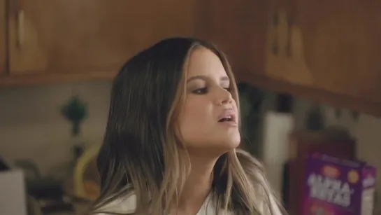 Maren Morris - Circles Around This Town