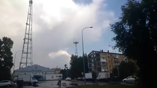 Шарообразные НЛО над городом! Ball-shaped UFOs over the city! _ SPACE RU