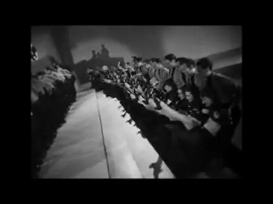 Gold Diggers – 1935 – Busby Berkeley, номер Lullaby of Broadway