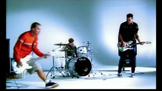 Blink 182 - Dammit [Growing Up] (FullHD 1080p)