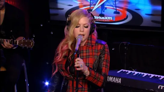 Avril Lavigne - Complicated, Sk8er Boi & I’m With You [Medley live on Howard Stern Show 2013]¹⁰⁸⁰ᵖ