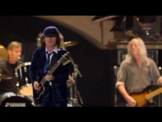 AC/DC - Live At River Plate: Back In Black