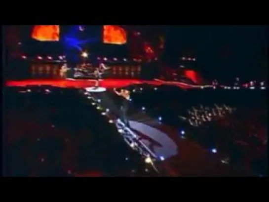 AC/DC - Highway To Hell (Live In Munich, Germany 2001)