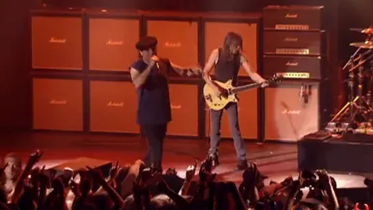 AC/DC - Hell Ain't A Bad Place To Be (Live At The Circus Krone, Munich 2003)